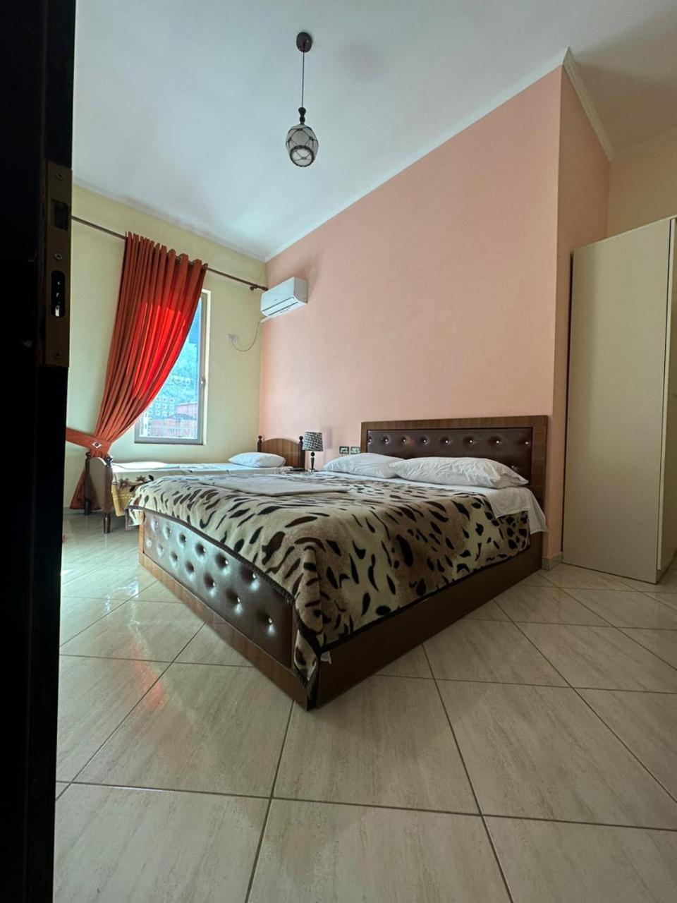 Zogu Hotel